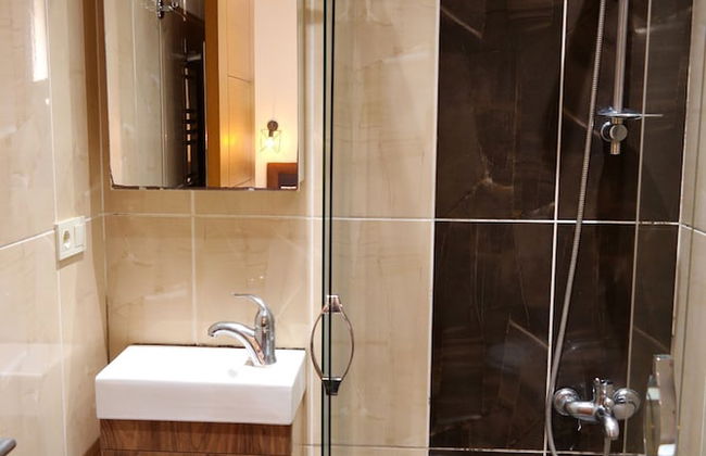 Sheriff Residence - Photo 49