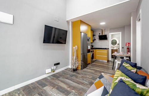 Luminoso cerca 4 Caminos- Apartamento REINA VICTORIA - Photo 1