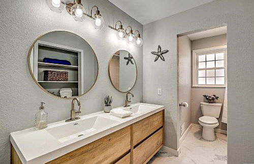 HoneyHomes Hackler Golf Course Home with Amenities - Photo 11