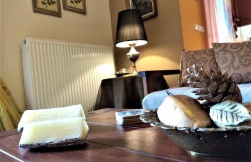 Mainades House - Photo 9