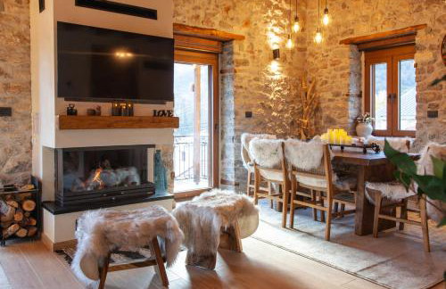 Chalet 1932 Boutique Mountain Chalet με Ιδιωτικό Hot Tub & Τζάκι - Photo 10