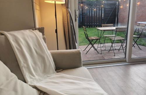 Peaceful house in the heart of Glasgow city, close to Queen Elizabeth Hospital and Govan subway, Free Private Parking - Foto 3