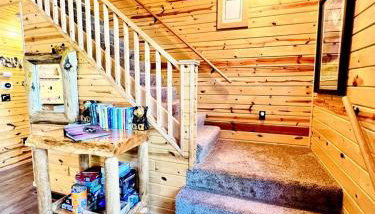 Cozy Lakefront Retreat with Game Room, Outdoor Living and Dock in Wisconsin - Foto 5