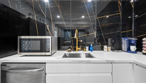 Modern Studio Retreat with Free Park - Foto 3