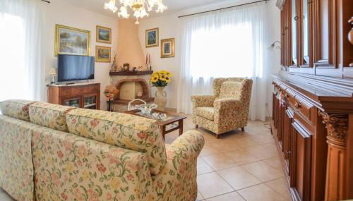 Lovely Home In Capezzano With Kitchen - Foto 4