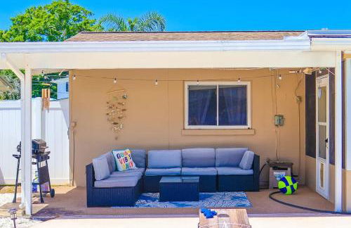 Four Bed Home with Pool Game Room Bar Near Beach - Foto 74