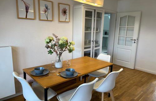 Schöne Altbauwohnung mit großer Dachterrasse für bis zu 8 Personen - Foto 4