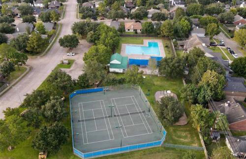 ~~ Big Family Home near 99 / i10 / kid friendly~~ - Foto 31