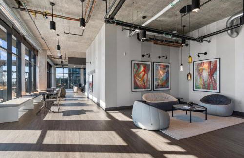 Fulbrix Bright Designer Apartments with West Loop Views - Foto 51