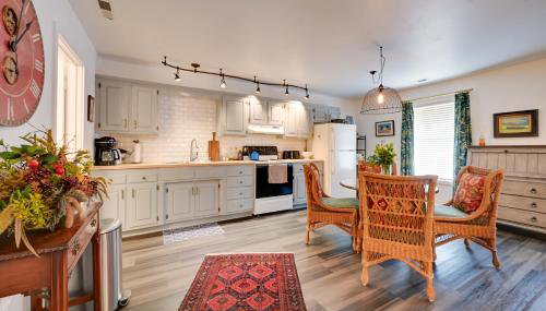 Walk to Restaurants Bitterroot Valley Getaway! - Foto 1