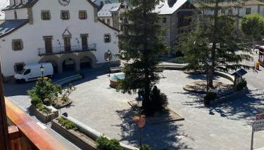 PLAZA centro - Photo 2