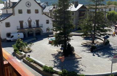 PLAZA centro - Photo 2