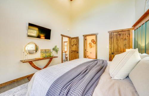 Broken Bow Cabin about 5 Mi to State Park with Hot Tub! - Foto 13