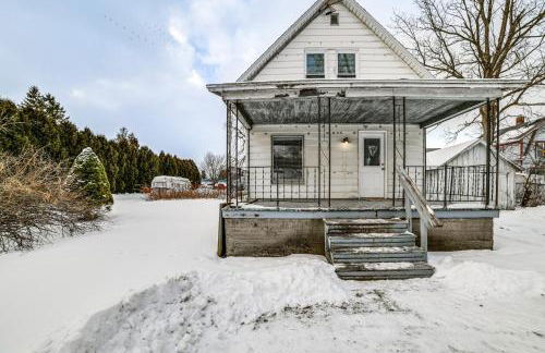 Near Hiking and Skiing Cozy Home in Cortland! - Photo 23