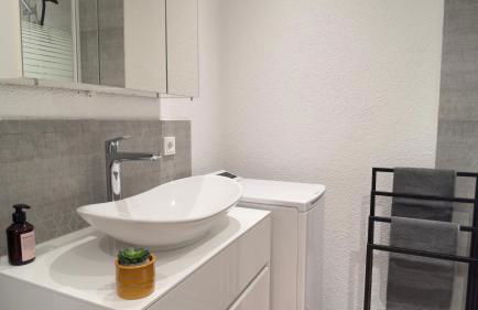 ARYVE Design-Boutique Apartment am Markt von Waltershausen im Thüringer Wald - Design-Interieur, Netflix, WLAN - Foto 71