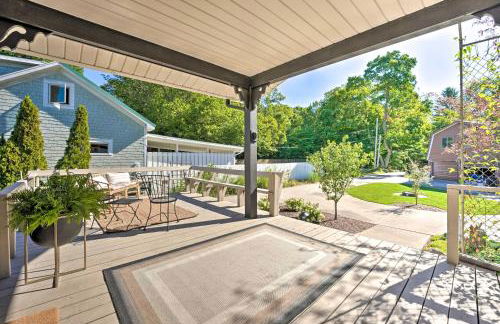 Modern Lake Michigan Home with 3 Lakefront Decks! - Foto 27