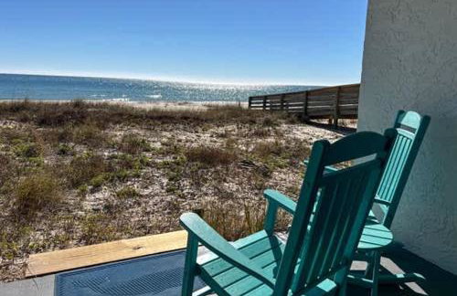 Villa A-1 Ground Floor Beach Front w Pool - Foto 19