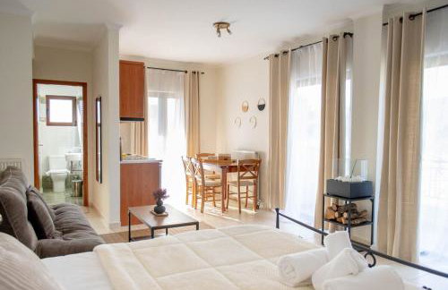 Rokani Studio II at Kalavrita Center - Photo 22