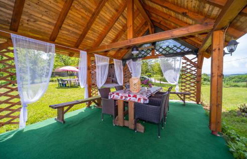 Awesome Home In Gornji Velemeric - Foto 3