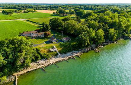 Cozy Lakefront Cottage - Foto 28