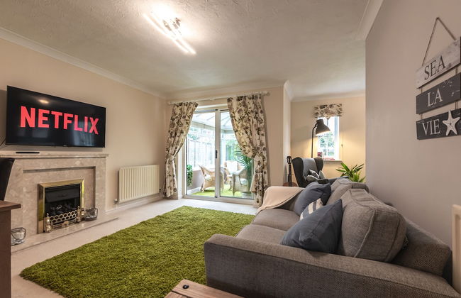 South Downs retreat house with parking - Photo 13