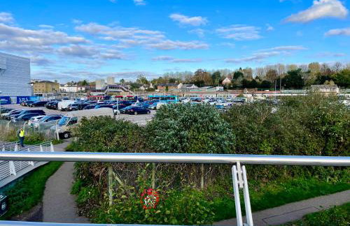 Fantastic convenient 2 Bedroom 2 bathroom Perfect for Stansted Airport, 3 minute walk to Bishops Stortford Train Station! - Foto 21