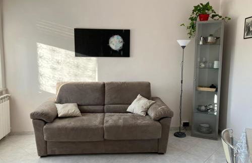 Turin Apartment - Photo 8