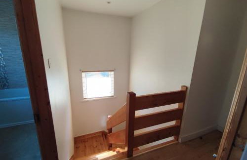 3 Bedrooms, PARKING 3 cars, GARDEN, Wi-fi, CONTRACTOR STAY, close to the Beach, Shops, Hospital, Airport - Foto 19