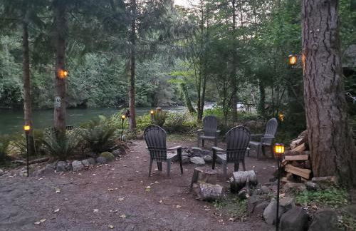 Tony's Riverside Oasis - Foto 33