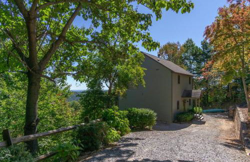 New Luxury 4 bedroom Mountain View Home w/hot tub! - Foto 32