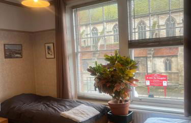 Quiet apartment 1 or 2 bedrooms Local Bus Train Tube - Foto 1