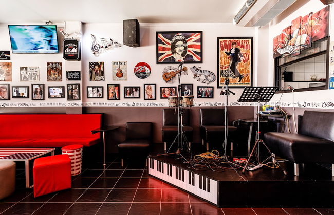 The Classroom Hotel - Foto 31