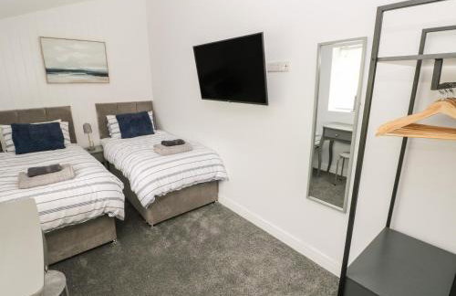 Caban Y Mor - Foto 12