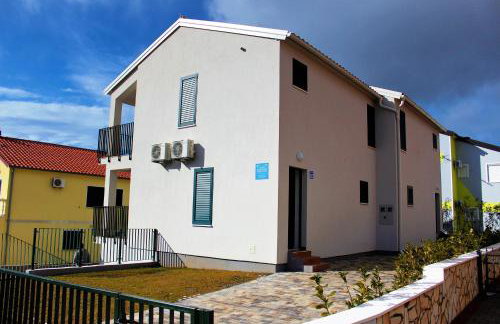 Divine Dalmatia Apartments 2 - Photo 12