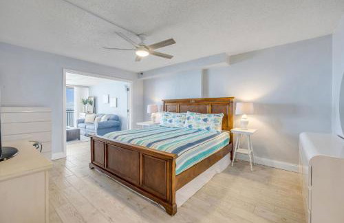 New Listing! Dog-friendly direct oceanfront with private balcony and heated rooftop pool - Foto 11