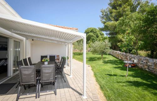 Villa Stella - heated pool, jacuzzi & sauna - Foto 71