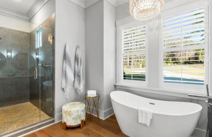 Livin' Large Lake Norman Estate w/ Pool, Dock, Game Room & Scenic Views - Foto 66