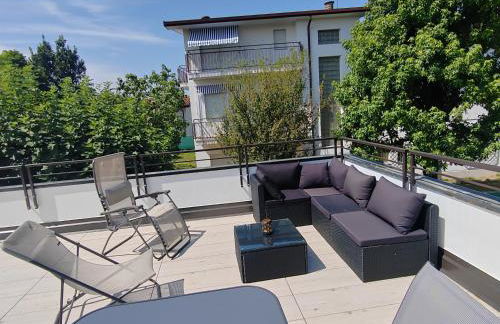 LA TERRAZZA - Very Quiet - Free park - 3 min from Varese center and lake - AIR Conditioning - Cycling friendly - Foto 20