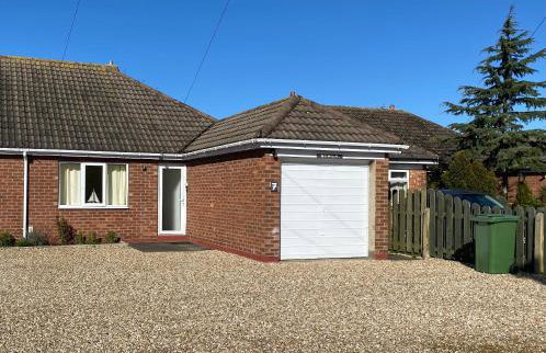 Simla Bungalow, Tetney, Spacious Parking, Private Garden - Foto 1