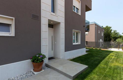 Lemon3 Deluxe Apartment - Photo 8