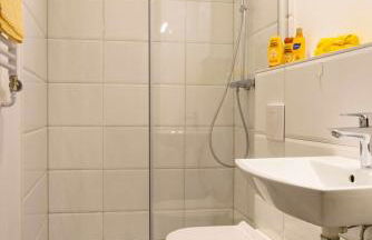 Great Apartment close to Kudamm - Foto 18