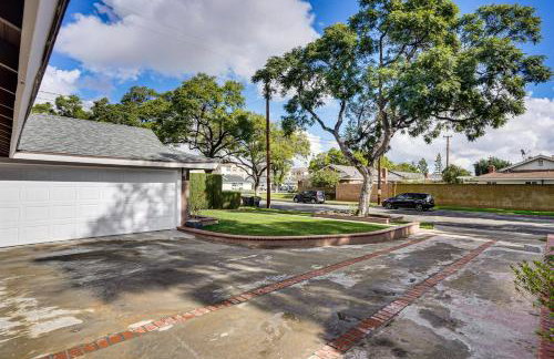 5 Mi to Anaheim Convention Center Retreat with Yard - Foto 27