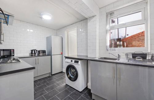 Miranda House - Air Host & Stay - Sleeps 7 - Foto 15