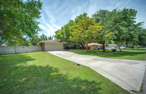 McQueeney Home with Grill about 10 Mi to New Braunfels - Foto 38