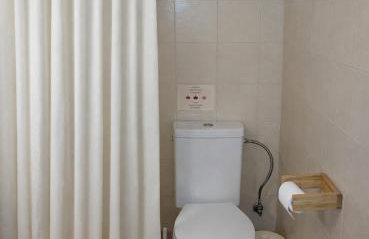 Sunshine Home - Peaceful Garden Escape & Parking - Foto 14