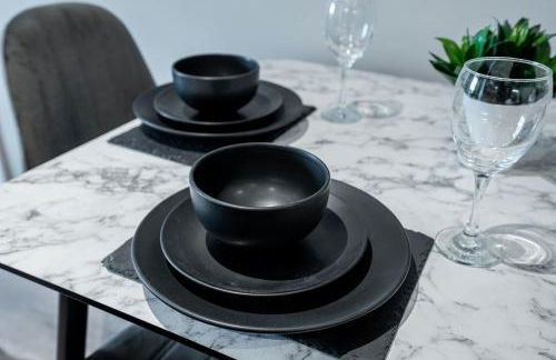 Luxury 3BR Apartment - City Centre - Sleeps 10 - Foto 3