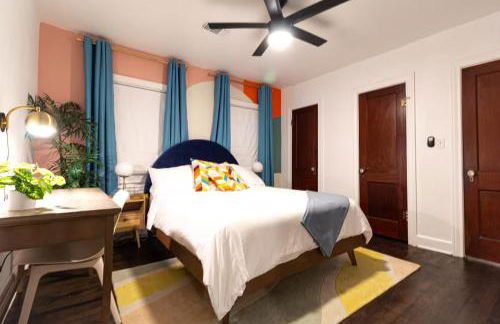 Private home with Hot Tub & Mini Golf & Fun Vibes near downtown Houston - Foto 24