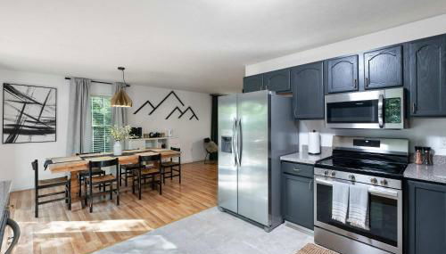 Cozy Retreat w Hot Tub Firepit & Grill near Bryce - Foto 5