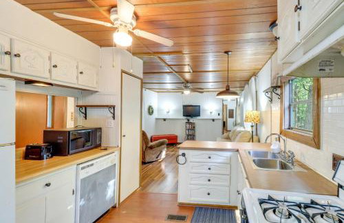 Edgemont Home with Deck about 9 Mi to Greers Ferry Lake! - Foto 10