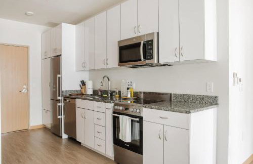 East Side 1BR Apt - Near Brady St and Fiserv with Balcony - Foto 10